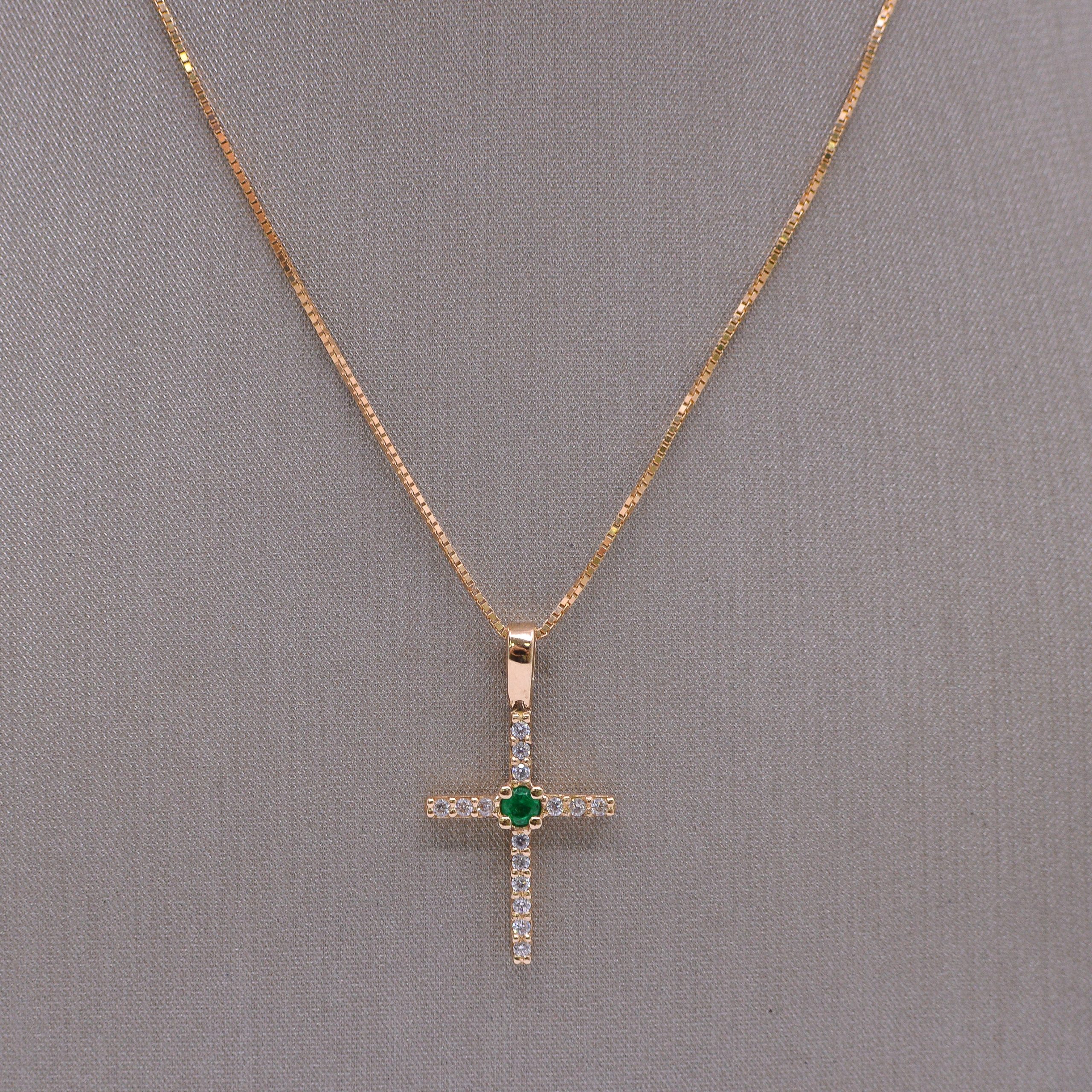 Dije Cruz con Esmeralda Oro 18k / 0,74mm - Image 2